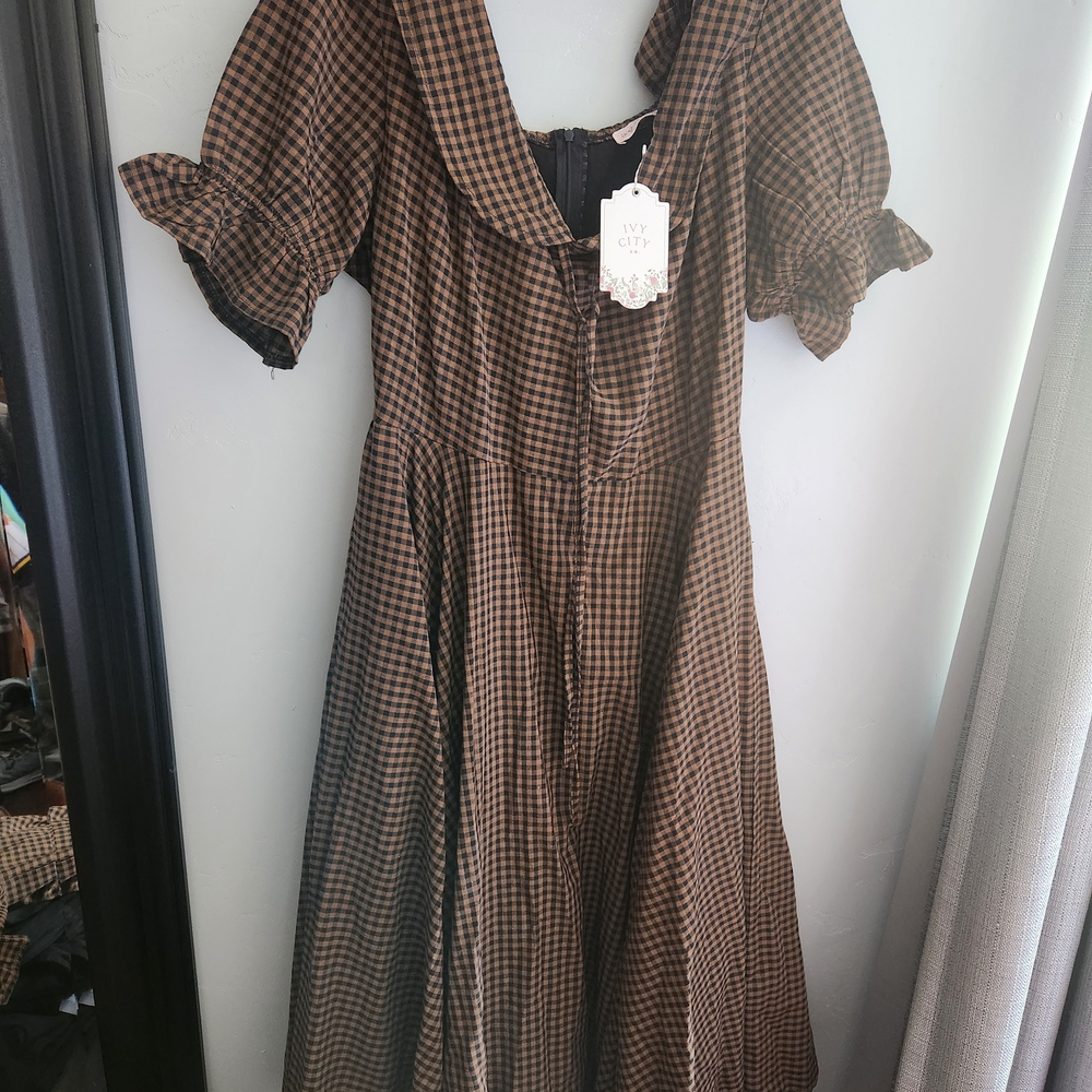 Ivy City Co Black and Brown Checkered Dress